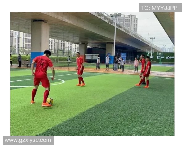 爱打驾的足球明星们如何在赛场内外展现激情与风采