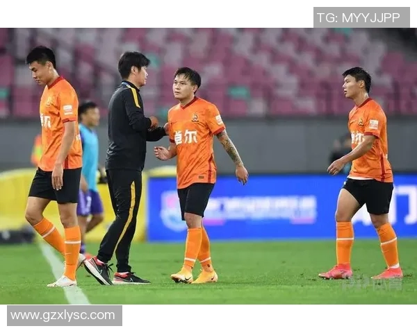 武汉足球队强势领跑杯赛积分榜91分领先群雄