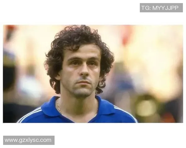 全球最红足球明星的崛起与影响力分析及其背后的故事